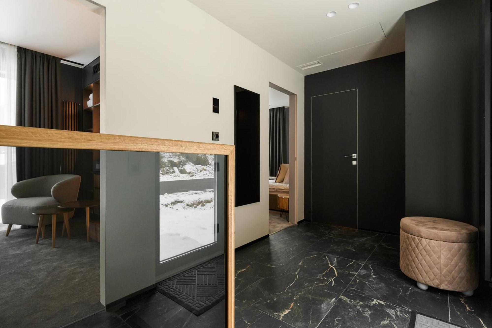 Twins Hotel & Spa Bukovel Luaran gambar